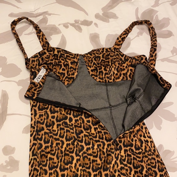 𝗡𝗪𝗧 𝗭𝗮𝗿𝗮 • Animal Print Dress - Picture 14 of 16